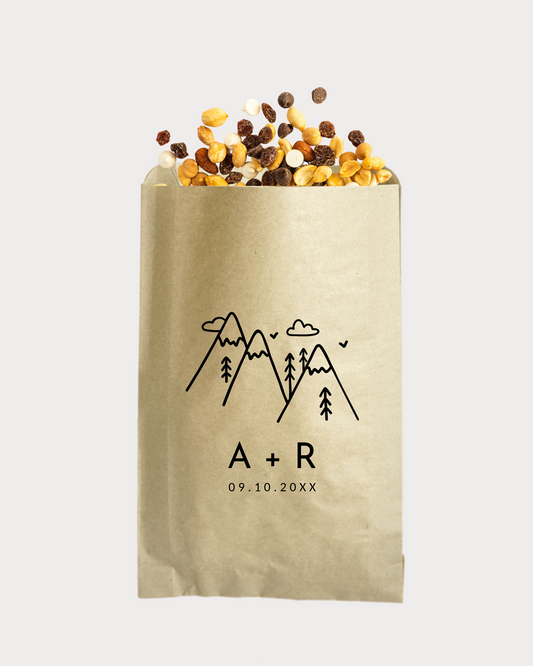 Personalized mountain wedding party gifts bags. Personalized Name and Date or a message. Thank your loved ones for celebrating a special day with you. Available in kraft brown color in multiple sizes. 