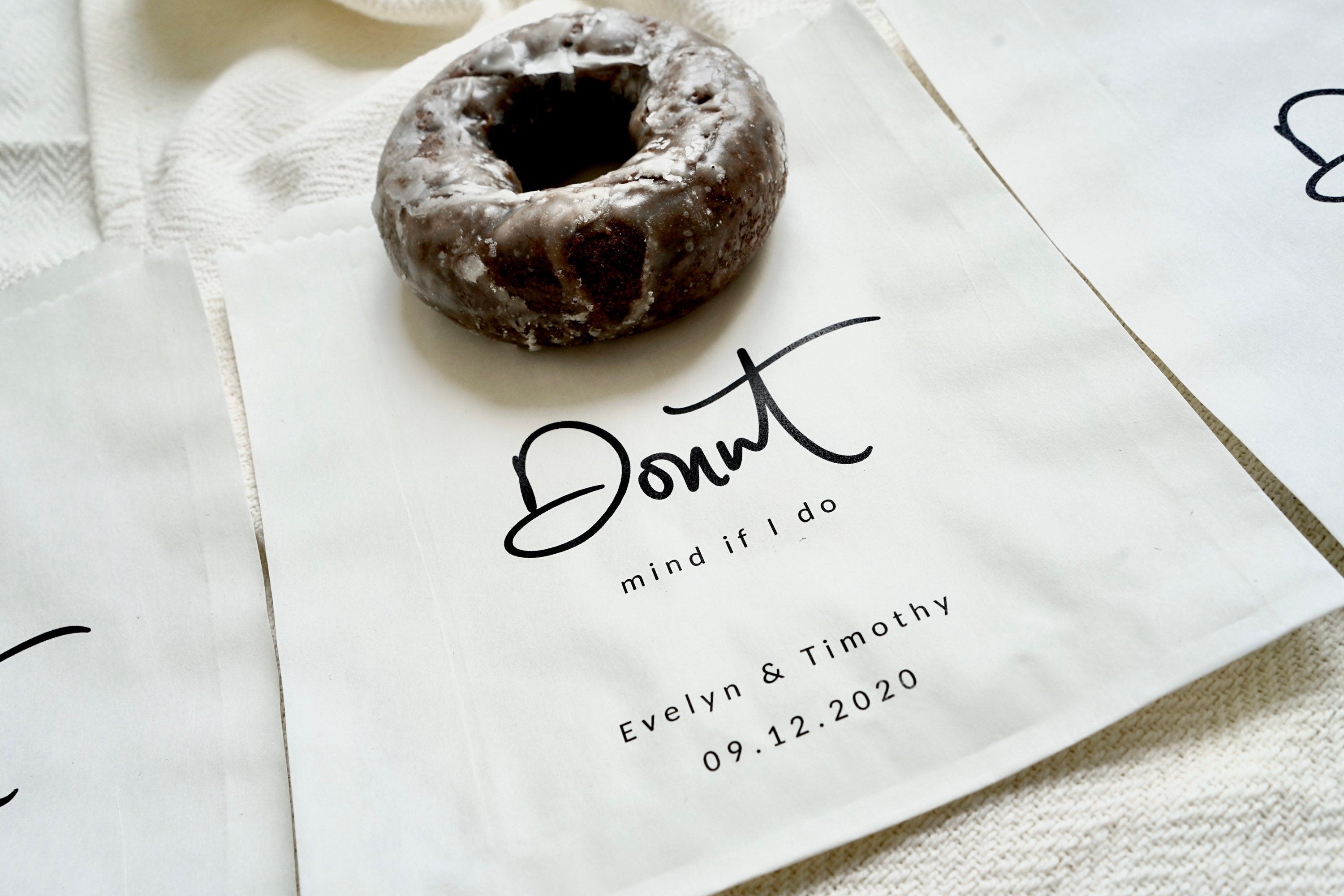 Donut Mind If I Do - White Party Bags